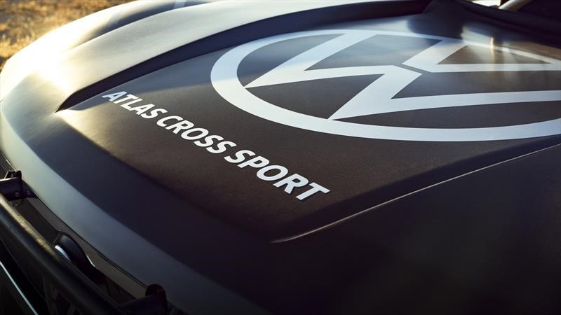 Volkswagen Atlas Cross Sport R