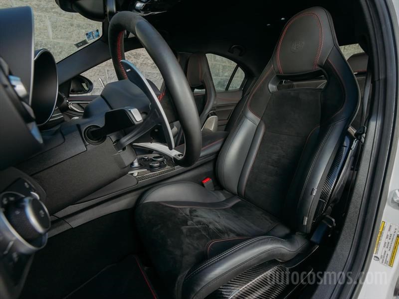 Alfa Romeo Giulia Quadrifoglio