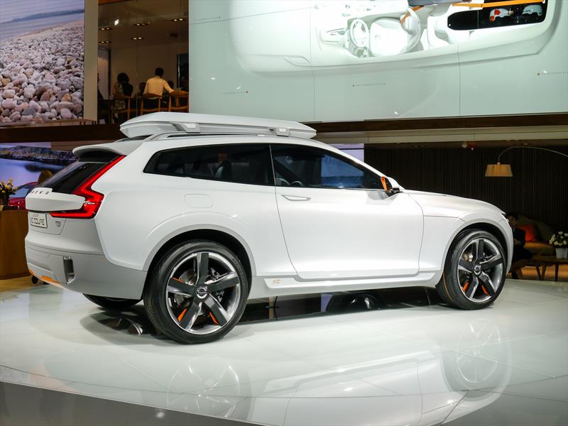 Volvo Concept XC Coupé