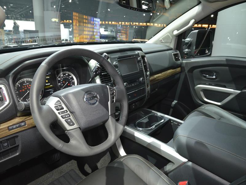 Nissan Titan 2016