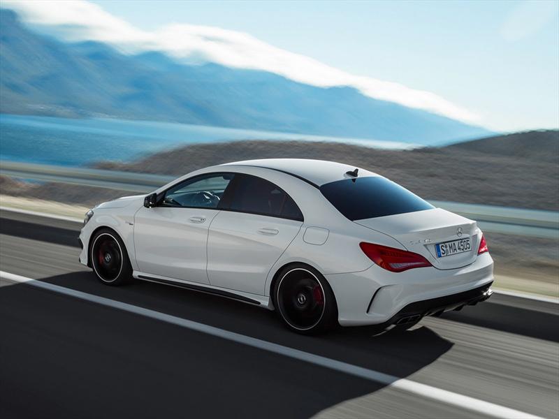 Mercedes-Benz CLA 45 AMG