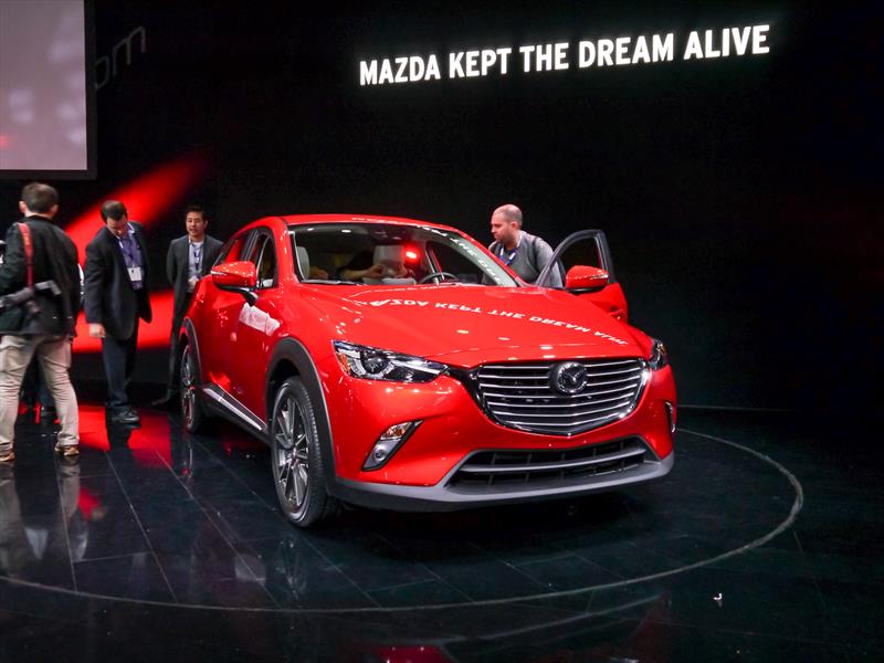 Mazda CX-3 2016 se presenta