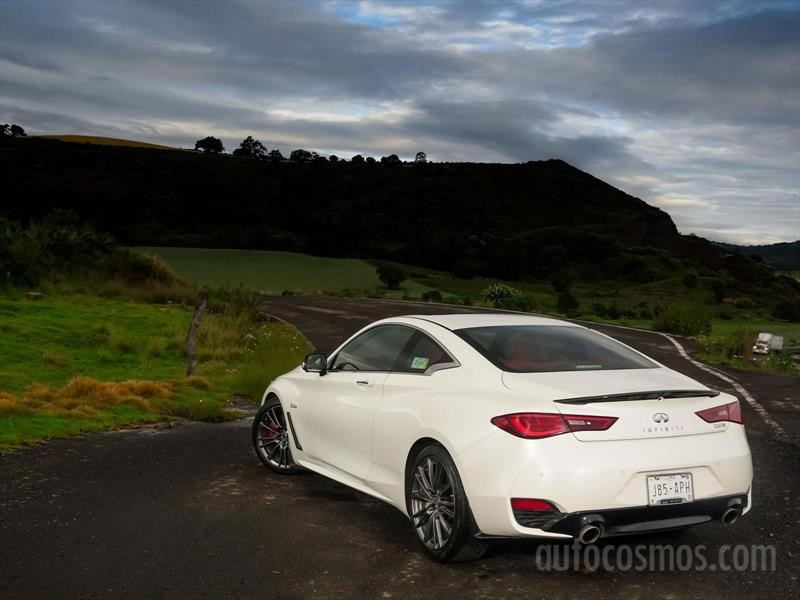 Infiniti Q60 2017