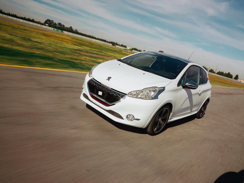 Peugeot 208 Gt 2014