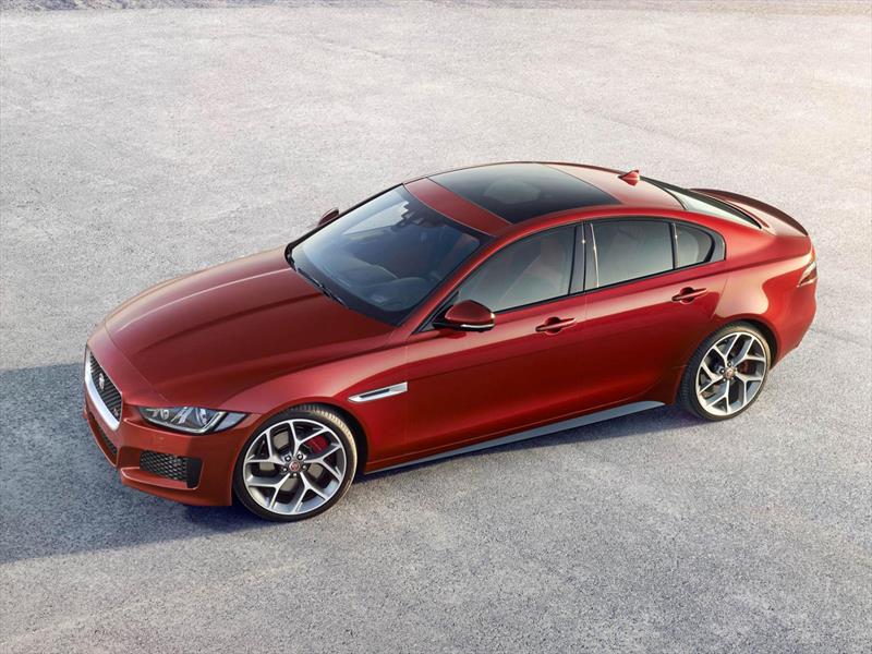 Jaguar XE