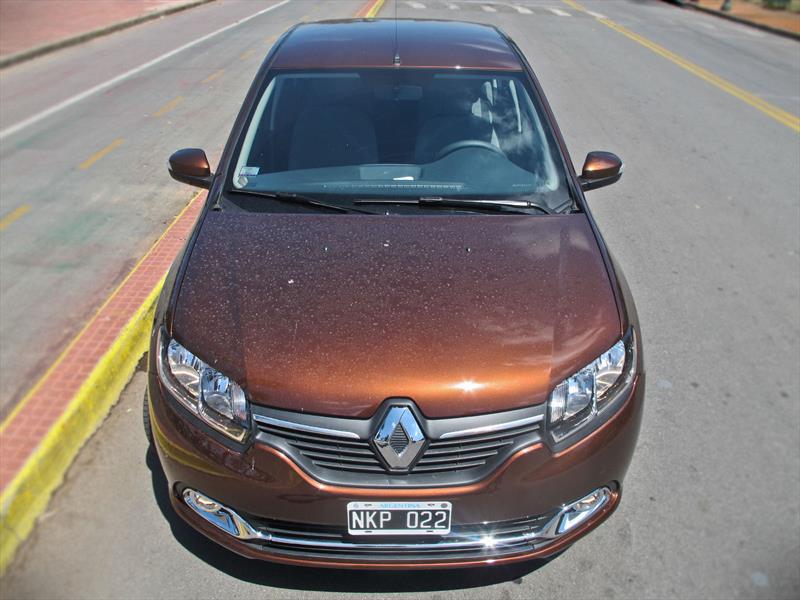 Probamos el nuevo Renault Logan