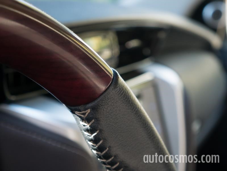 Nueva Toyota SW4 a prueba