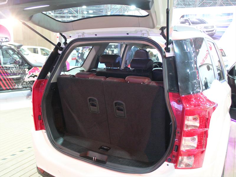 Mahindra XUV 500 debuta en el Salón del Automóvil