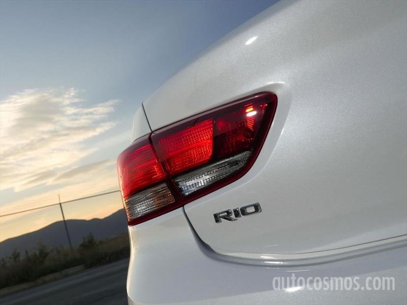 KIA Rio Sedán 2018