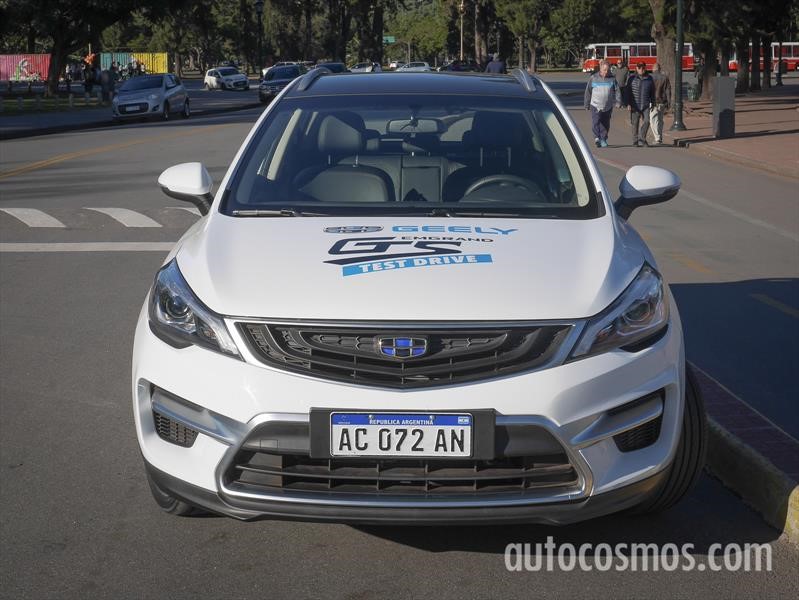 Geely Emgrand GS a prueba