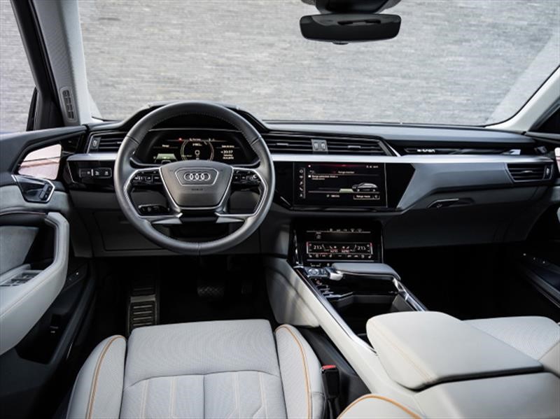 Audi e-Tron interior
