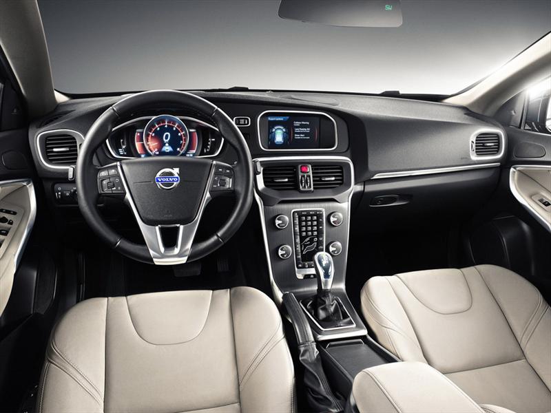 Volvo V40 2013