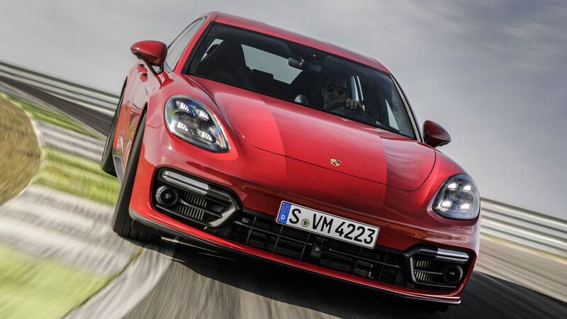 Porsche Panamera GTS 2021
