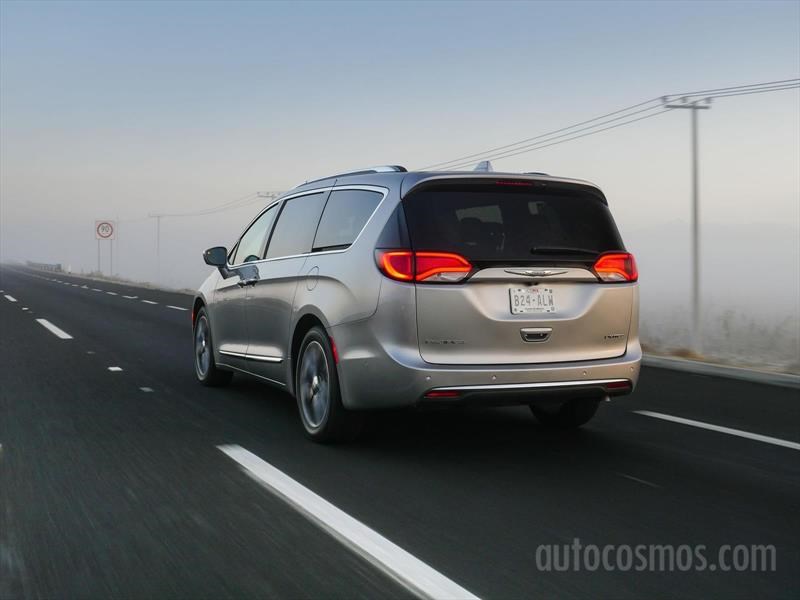 Chrysler Pacifica 2017