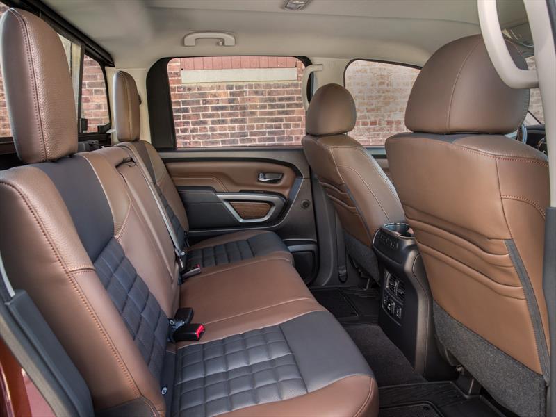 Nissan Titan Crew Cab 2017