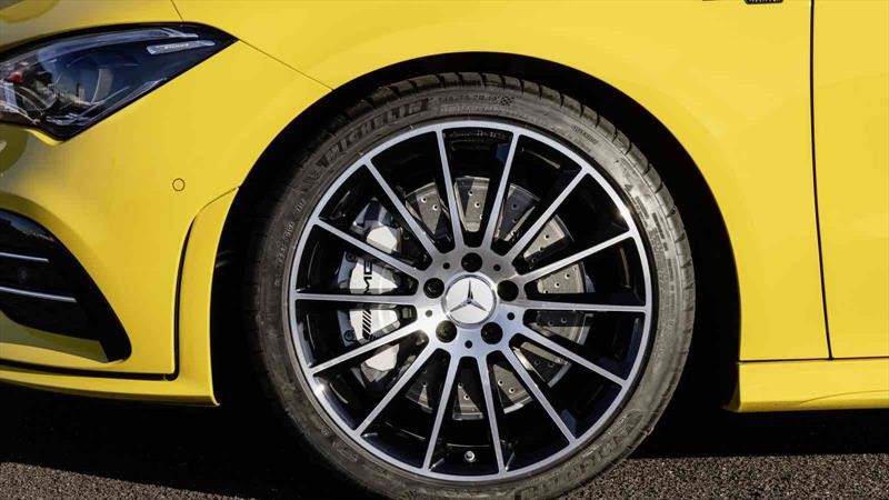 Mercedes-AMG CLA 35 4MATIC