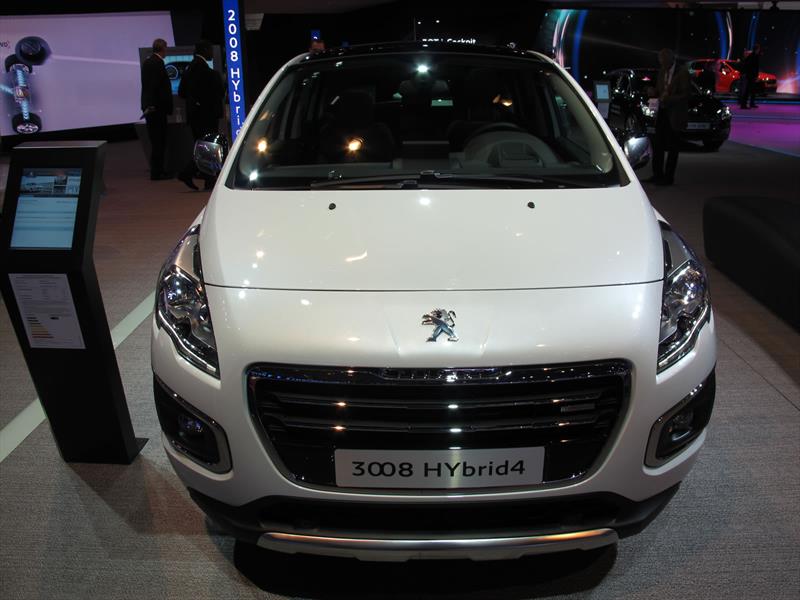 Peugeot 3008 se renueva para 2014