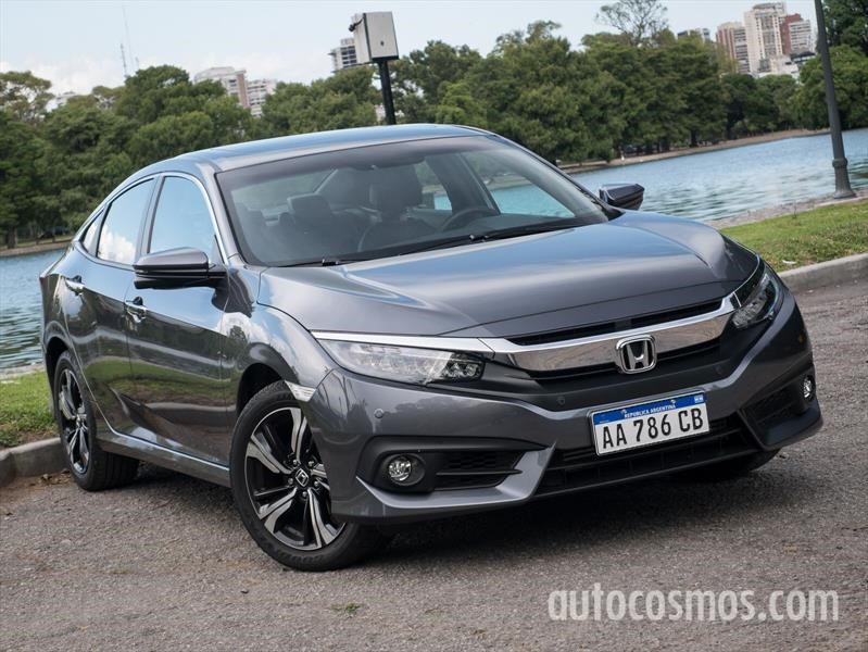 Honda Civic Sedán a prueba
