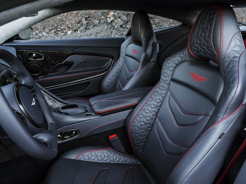 Aston Martin DBS Superleggera 2019