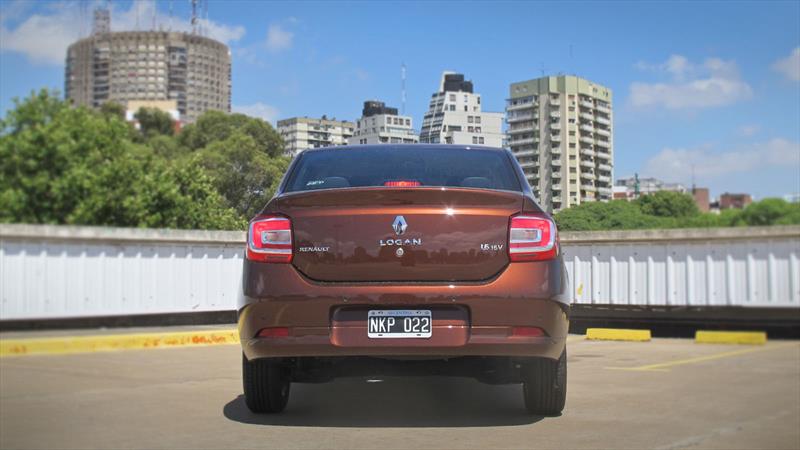 Probamos a fondo el nuevo Renault Logan