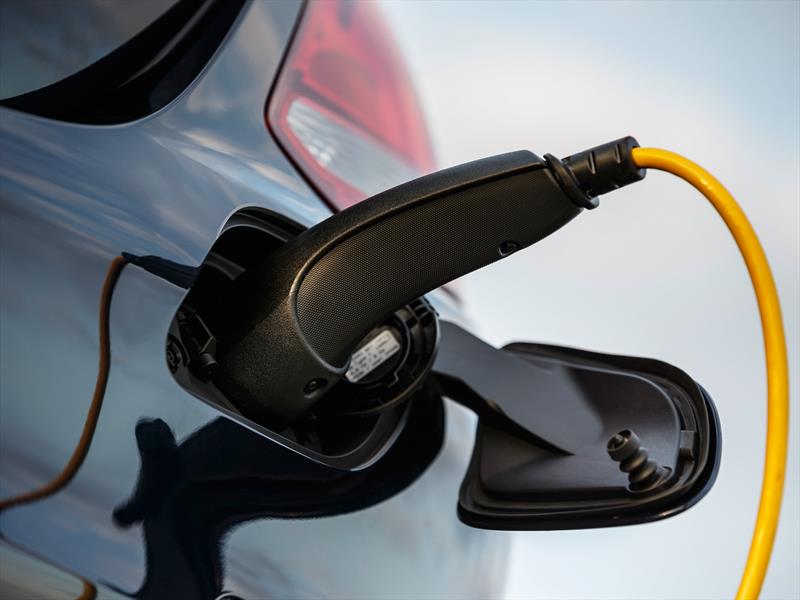 Mercedes-Benz C350 Plug-In Hybrid 2016