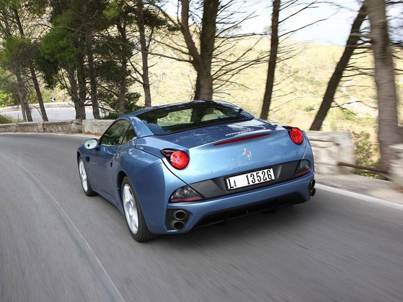 Nueva Ferrari California T