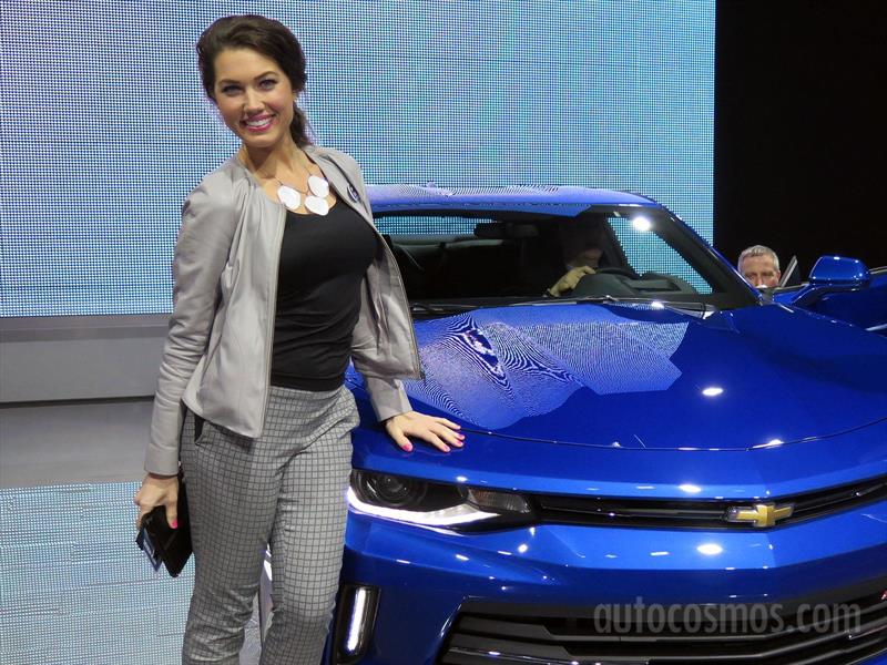 Las chicas del Salón de Detroit 2016