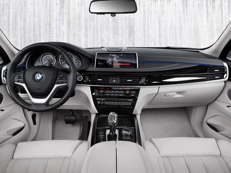 BMW xDrive40e 2016