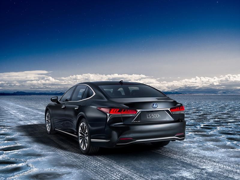 Lexus LS500h