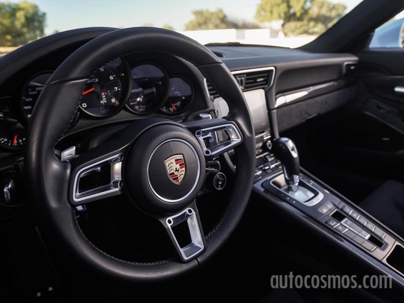 Porsche 911 Targa 4 GTS