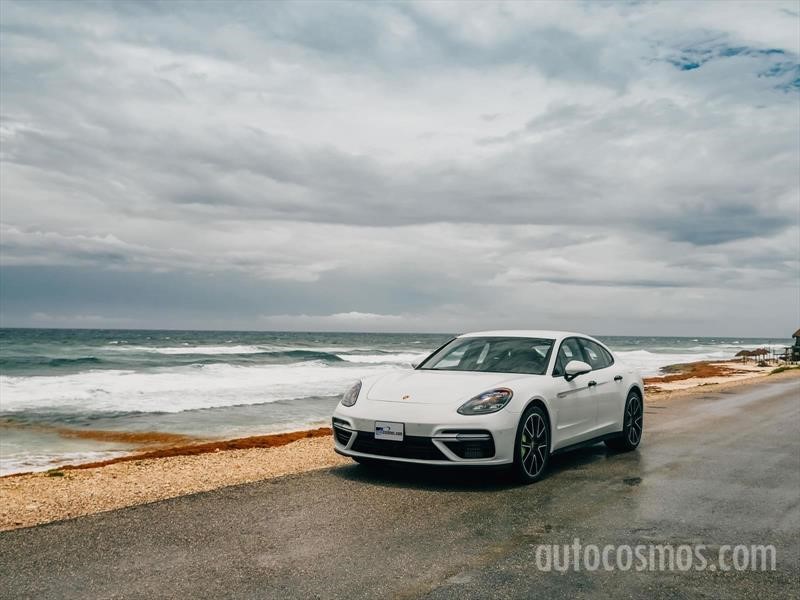 Porsche Panamera Turbo S E-Hybrid 2018