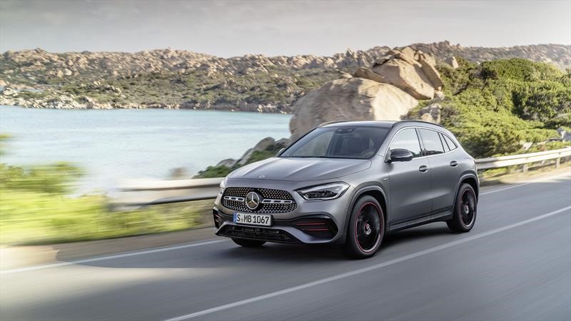 Mercedes Benz GLA 2021