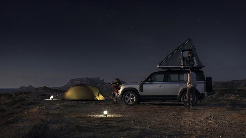 Land Rover Defender 2020