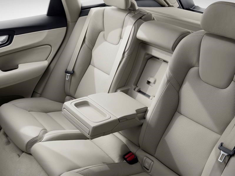 Volvo XC60 2018