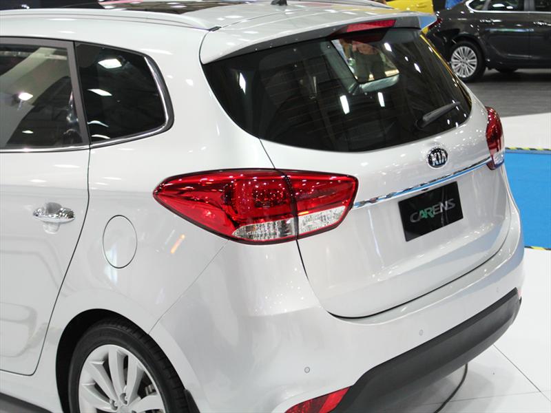 Nueva Kia Carens 2013 en el Salón del Automóvil