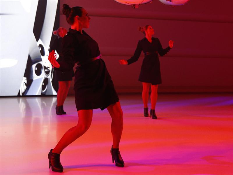 Las chicas del Salón de París 2012