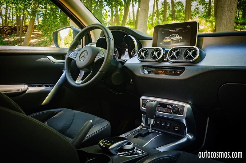 Mercedes Clase X 2018 - World Premiere en Chile