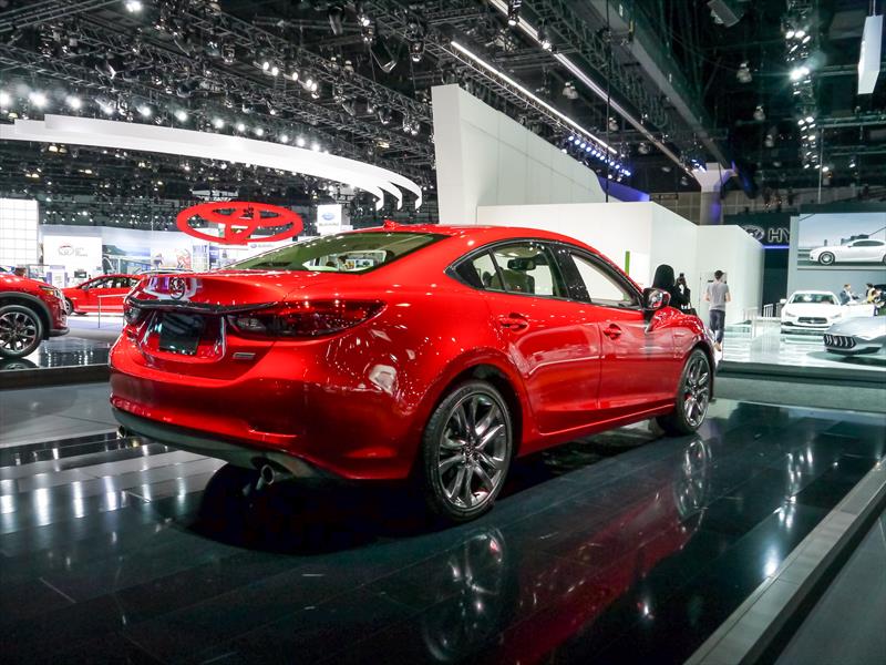 Mazda6 2016 recibe actualización