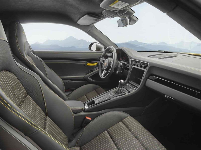 Porsche 911 Carrera T 2018