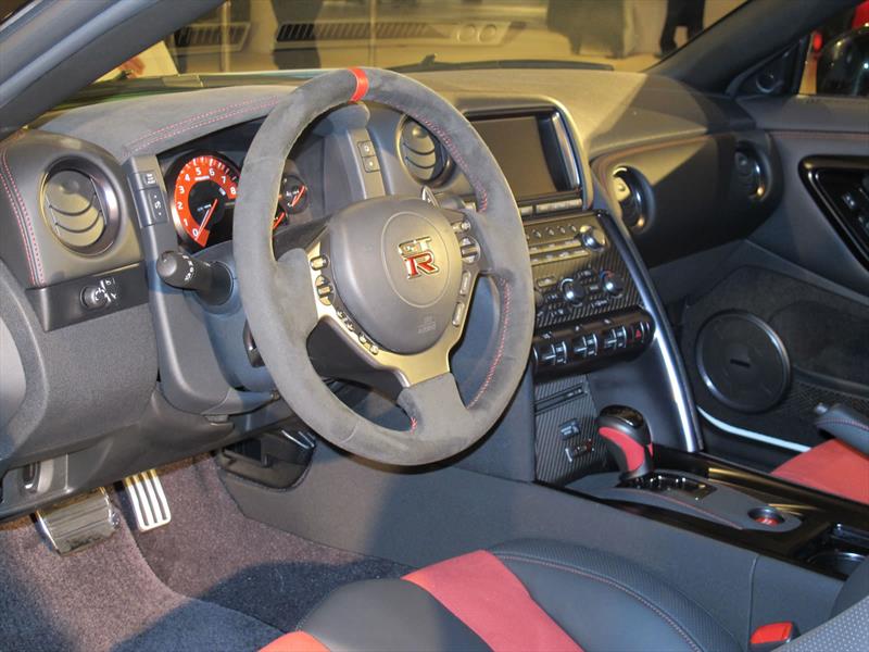 Nissan GT-R Nismo 2014 se presenta