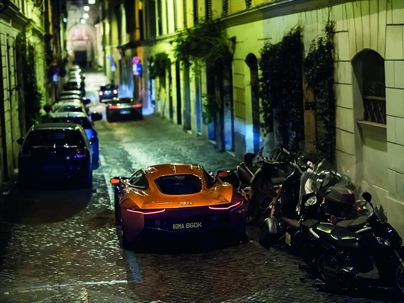 Los autos de Jaguar Land Rover en SPECTRE