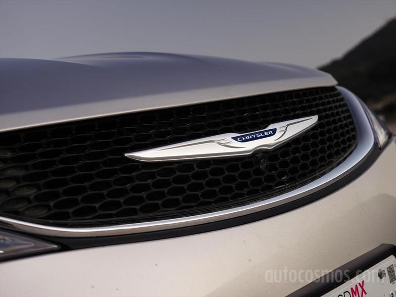Chrysler Pacifica 2017
