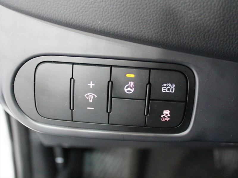 Nueva Kia Carens 2013 en el Salón del Automóvil