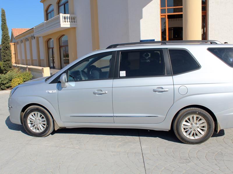 Ssangyong korando turismo stavic