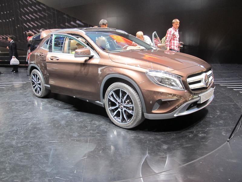 Mercedes-Benz GLA 2015