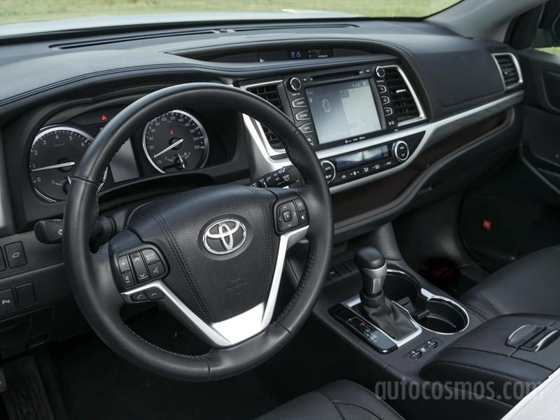 Toyota Highlander 2017
