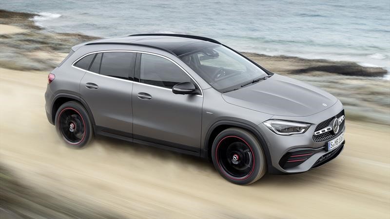 Mercedes Benz GLA 2021