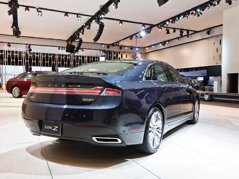 Lincoln MKZ 2013 en Nueva York 2012