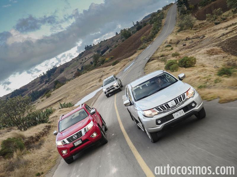 Nissan NP300 vs Toyota Hilux vs Mitsubishi L200