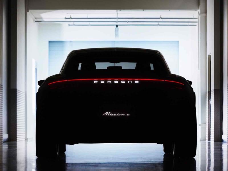 Porsche Mission E Cross Turismo